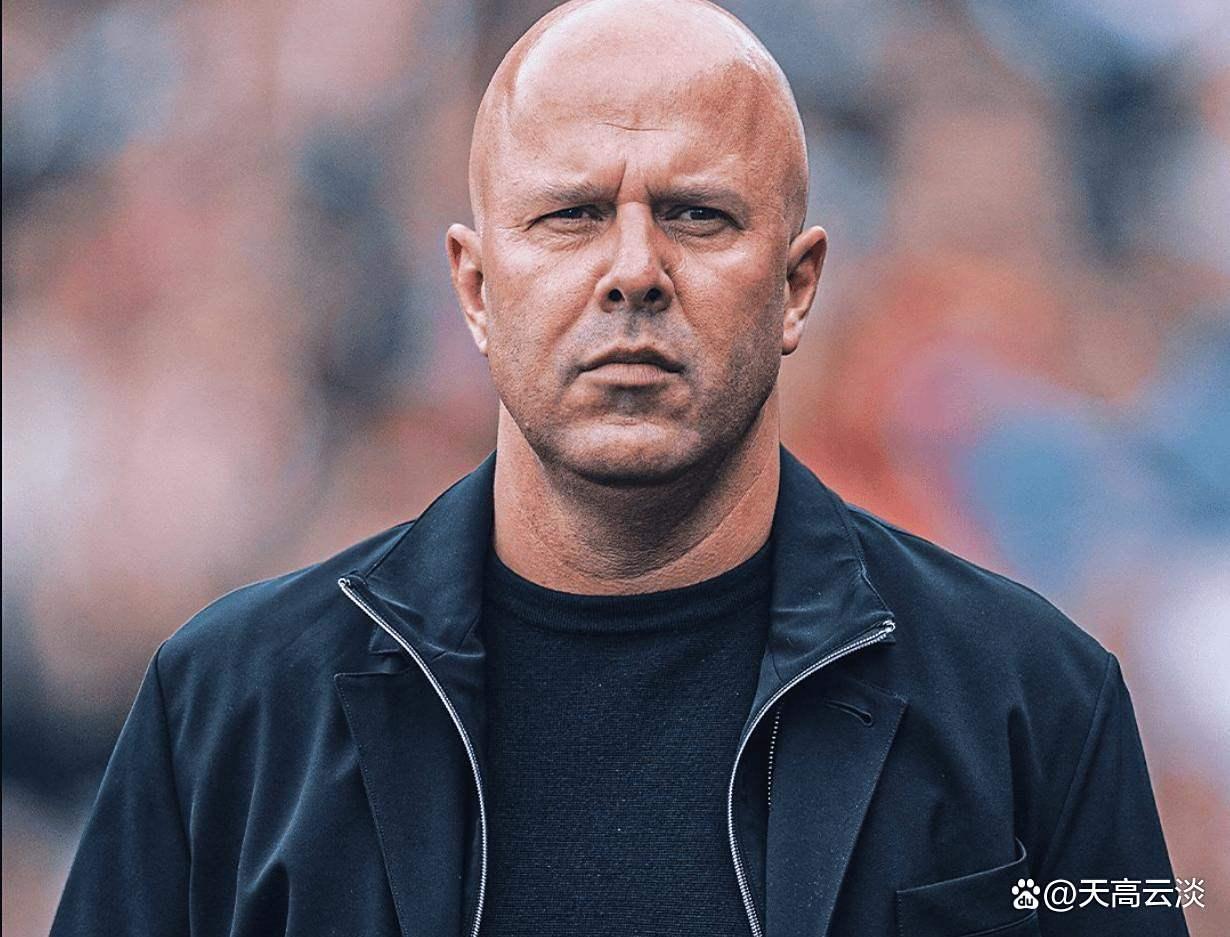 利物浦右后卫布拉德利